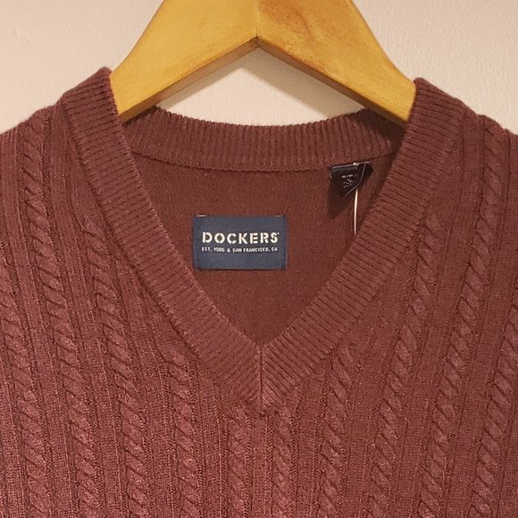 Dockers Men's Size Small Burgundy Sweater - NWT - Picture 5 of 7